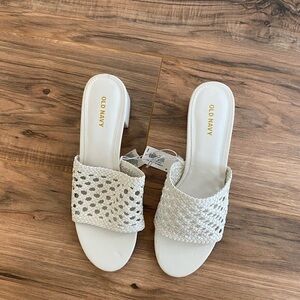 Old Navy Women's White Slide Sandals